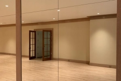Stunning mirrored wall in new gym during Covid-19
